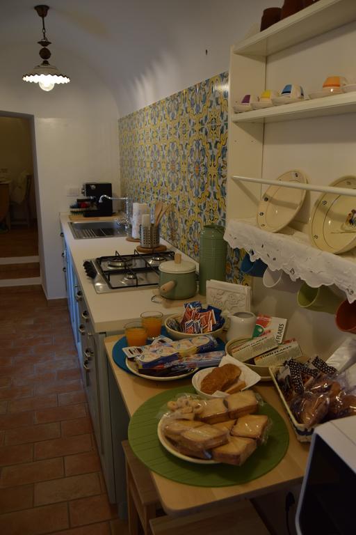 מטרה Roseus La Casa Vacanze Nei Sassi מראה חיצוני תמונה